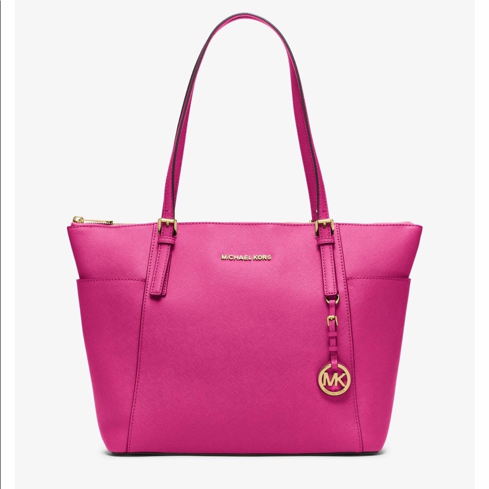 👛 👜 Cute pop of color summer MK Jetset 👜👛